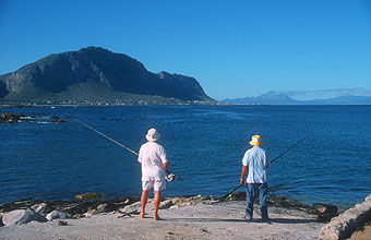 Bettys Bay fishing with fantastic panorama