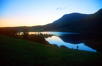 Swellendam Backpackers river at sunset 1