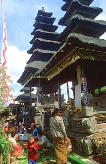 Bali Kintamani Pura Ulun Danu Batur Temple festival2
