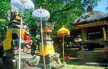 Bali Kuta Legian Beach Hotel Temple panorama