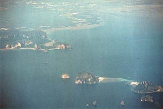 Krabi: Rai Lay Peninsula from aircraft
