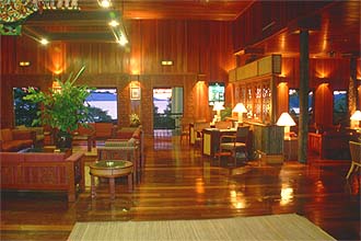 Hilton Batang Ai Longhouse Resort: The Hall