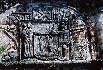 Melaka: Dutch tombstone at St. Pauls Church