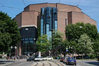 MUC Munich - Gasteig Kulturzentrum cultural center with Philharmonie 3008x2000