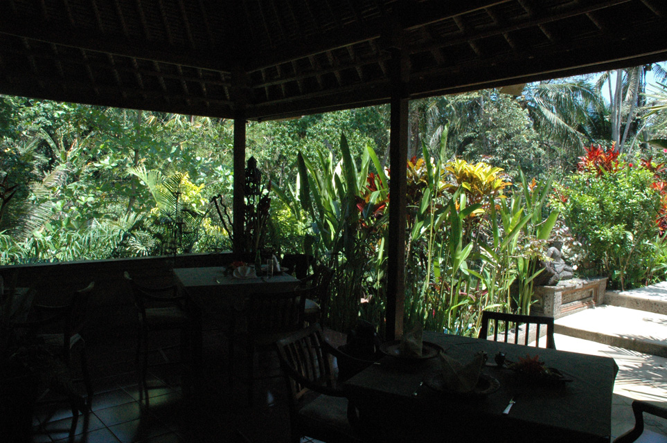 DPS Bali Ubud Bedulu Gubah Bali Exclusive Villas open-air restaurant 01 3008x2000