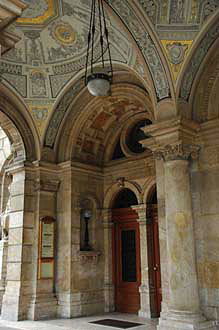 BUD Budapest - Magyar Allami Operahaz or  Hungarian State Opera House entrance on Andrassy ut street 02 3008x2000