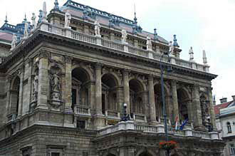 BUD Budapest - Magyar Allami Operahaz or  Hungarian State Opera House on Andrassy ut street 02 3008x2000
