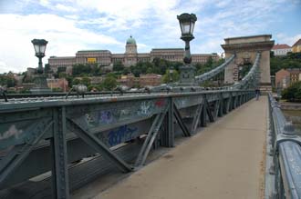 BUD Budapest - Chain Bridge (Szechenyi lanchid) with Castle Hill 07 3008x2000
