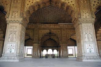 DEL Delhi - Red Fort Diwan-i-Khas or Hall of Private Audiences with richly decorated white marble 3008x2000