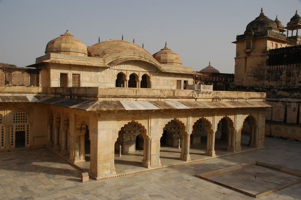 JAI Jaipur - Amber Fort-Palace Jai Mandir Hall of Victory noted for its inlaid panels and glittering mirror ceiling 3008x2000