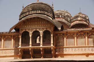 JAI Karauli in Rajasthan - City Palace balcony overlooking outer courtyard 3008x2000