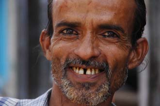 JAI Karauli in Rajasthan - portrait man 01 3008x2000