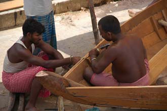 VNS Varanasi or Benares - building a boat by hand near Harishchandra Ghat 3008x2000