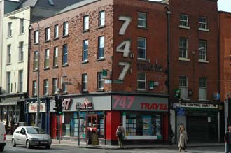 DUB Dublin - 747 Travel agency in Aungier Street intersection with Stephen Street Upper 3008x2000