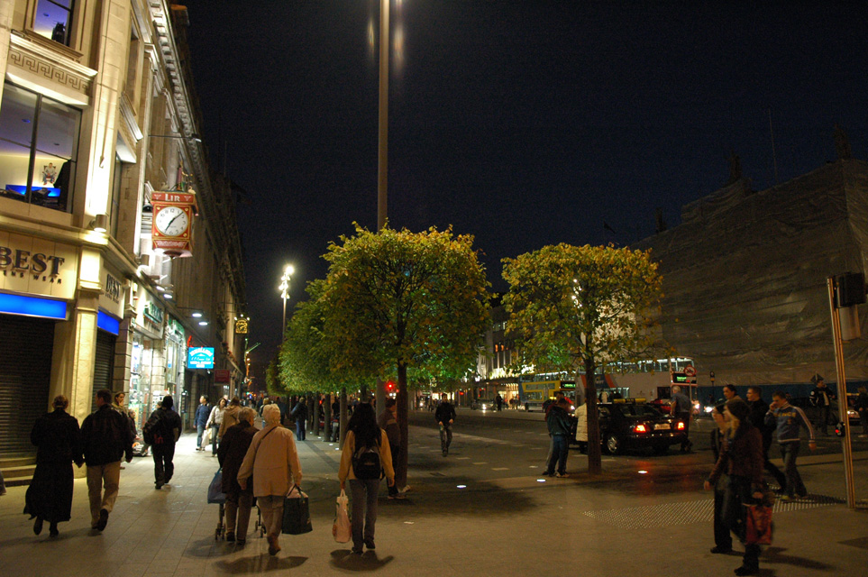 DUB Dublin - O Connell street by night 01 3008x2000