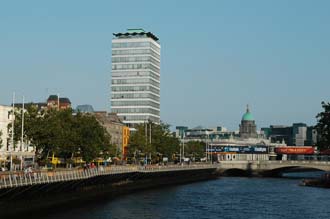 DUB Dublin - Eden Quay and Custom House with River Liffey 02 3008x2000
