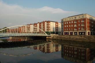 DUB Dublin - James Joyce Bridge with Ellis Quay 01 3008x2000