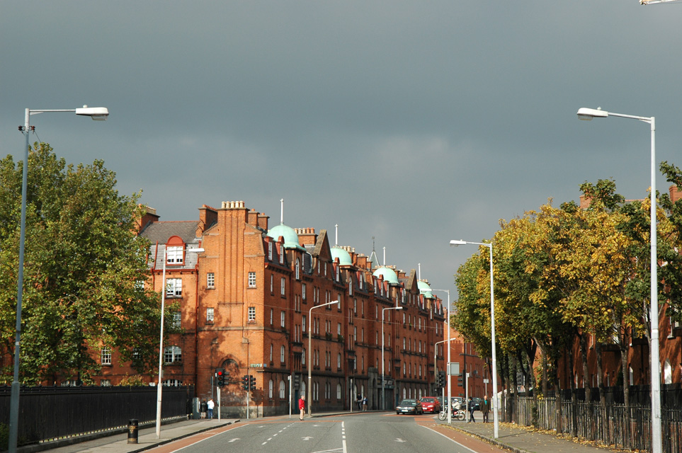 DUB Dublin - houses in traditional architecture on Bride Street near St Patricks Cathedral 3008x2000