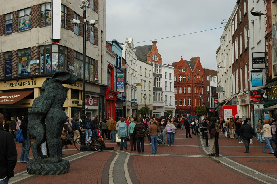 DUB Dublin - Grafton Street shops 06 3008x2000