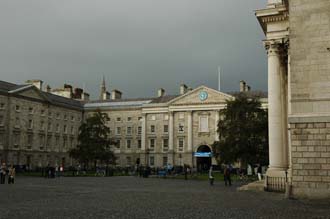 DUB Dublin - Trinity College Front Square panorama with Chapel 3008x2000