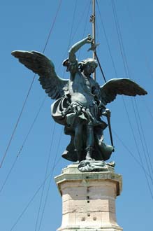 FCO Rome - Castel Sant Angelo Angel statue on roof 3008x2000