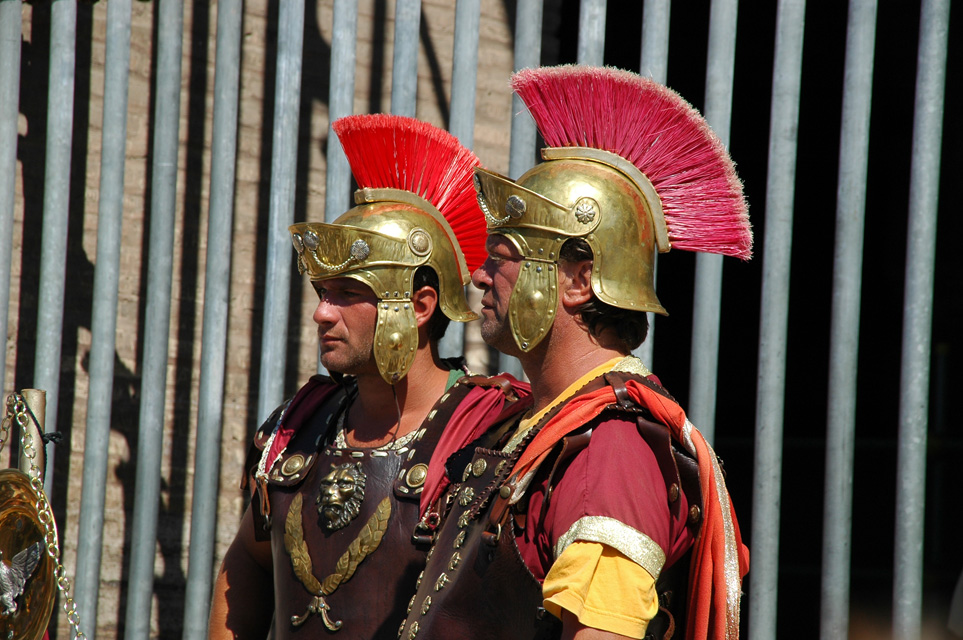 FCO Rome - Colosseum with Romans 01 3008x2000