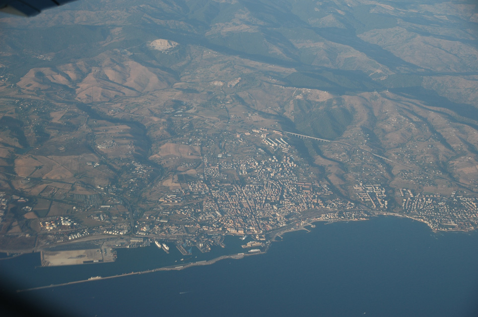 FCO Rome - Civitavecchia port city from aircraft 02 3008x2000