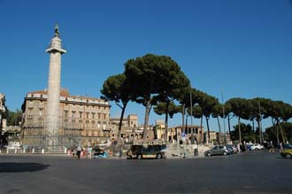 FCO Rome - Colonna di Traiano column and Mercati di Traiano markets 3008x2000