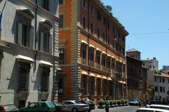 FCO Rome - Palazzo in Corso del Rinascimento 3008x2000