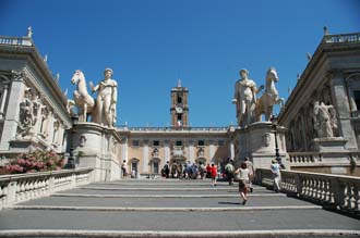 FCO Rome - Piazza del Campidoglio with the Palazzo Senatorio 03 3008x2000