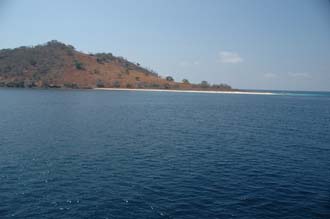 BMU Komodo Island Pulau Sabola Besar Island 1 3008x2000