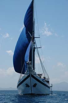 AMI Lombok Ombak Putih sailing ship from sea 8 3008x2000