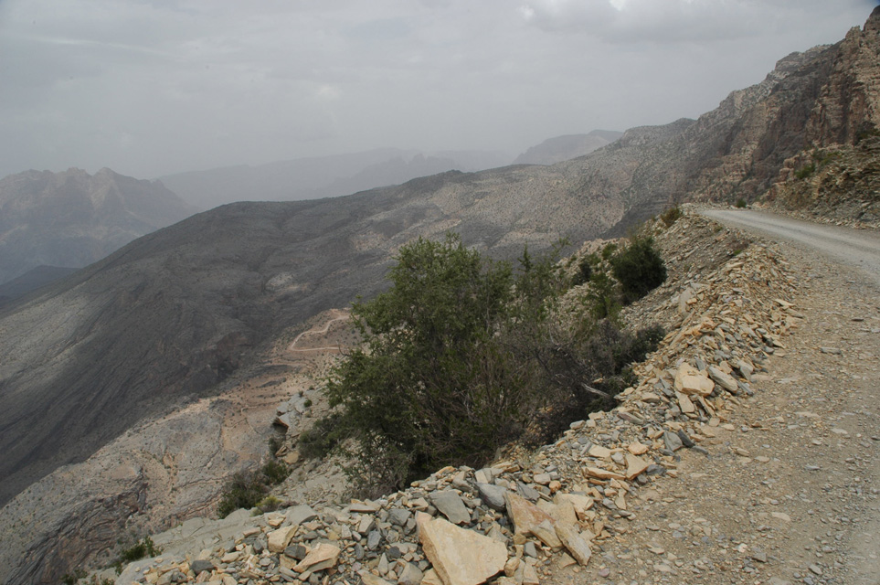 MCT street in the Al-Jabal Akhdar mountains near Nizwa with fantastic panorama 3008x2000
