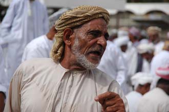 MCT Nizwa - portrait of bedouin at the cattle and goat market 3008x2000