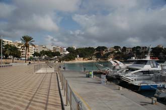 PMI Mallorca - Porto Cristo - panorama with beach and harbour 3008x2000