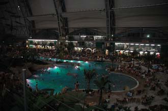 TGL Tropical Islands Resort Krausnick Brand Bali Lagoon pool by night 02 3008x2000