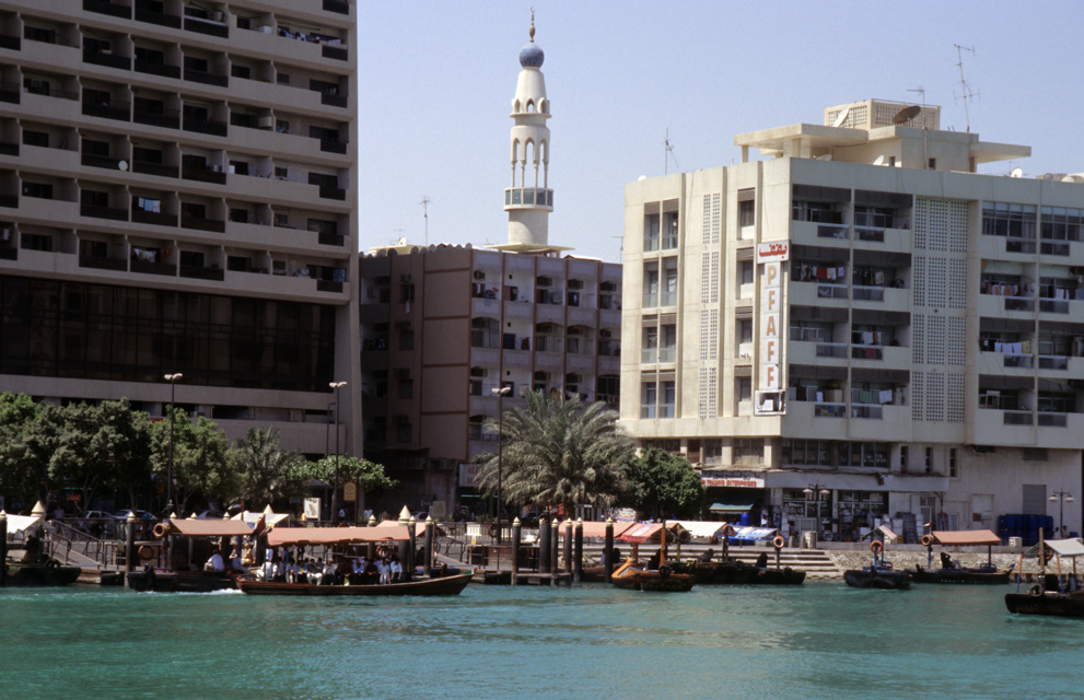DXB Dubai creek - Bur Dubai panorama from Deira with abra boats 02 5340x3400
