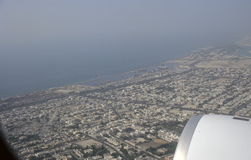 DXB Dubai from aircraft - Deira and Hamriya Port 02 5340x3400