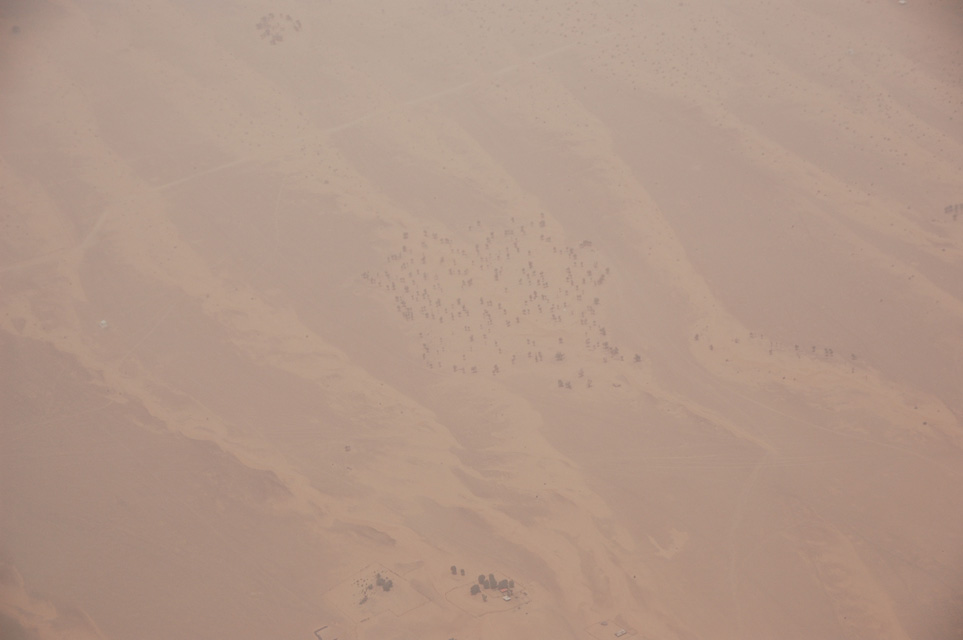 DXB Dubai from aircraft - small settlement in the desert 3008x2000