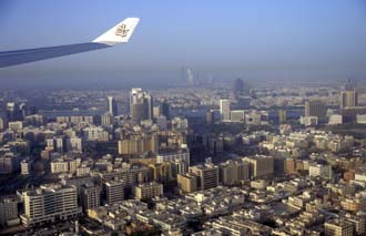DXB Dubai from aircraft - Salahuddin Road and Etisalat Building 5340x3400
