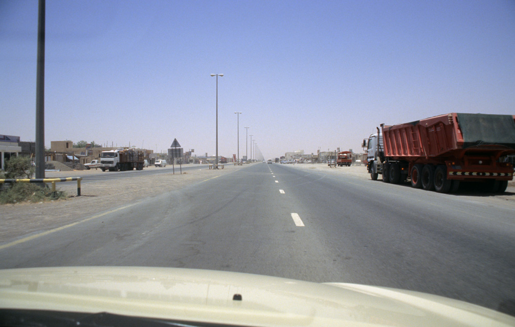 DXB Dubai - highway from Dubai to Hatta Oasis 04 5340x3400