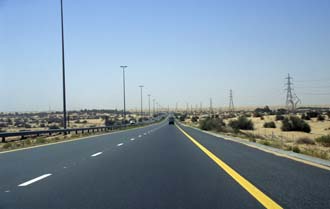 DXB Dubai - highway from Dubai to Hatta Oasis 01 5340x3400
