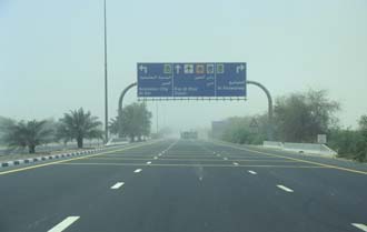 DXB Dubai - light sandstorm on the highway from Hatta to Dubai 5340x3400