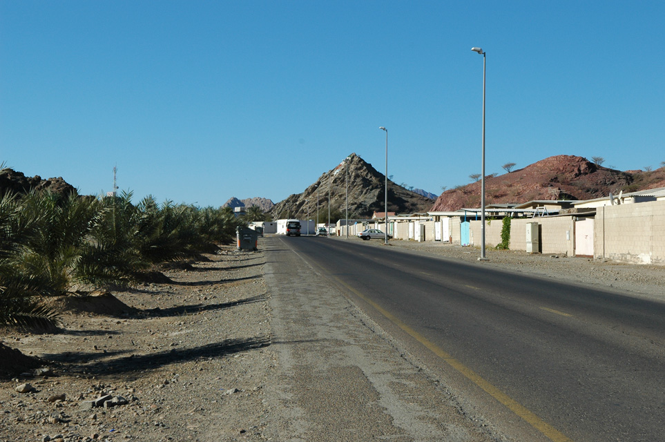 DXB Hatta - houses in Hatta along the road towards Hatta Pools 04 3008x2000