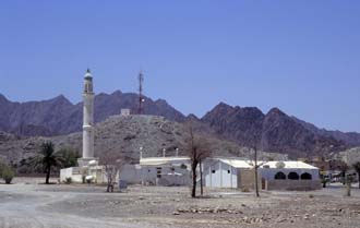 DXB Hatta - mosque in the outskirts of town near Fort roundabout 01 5340x3400